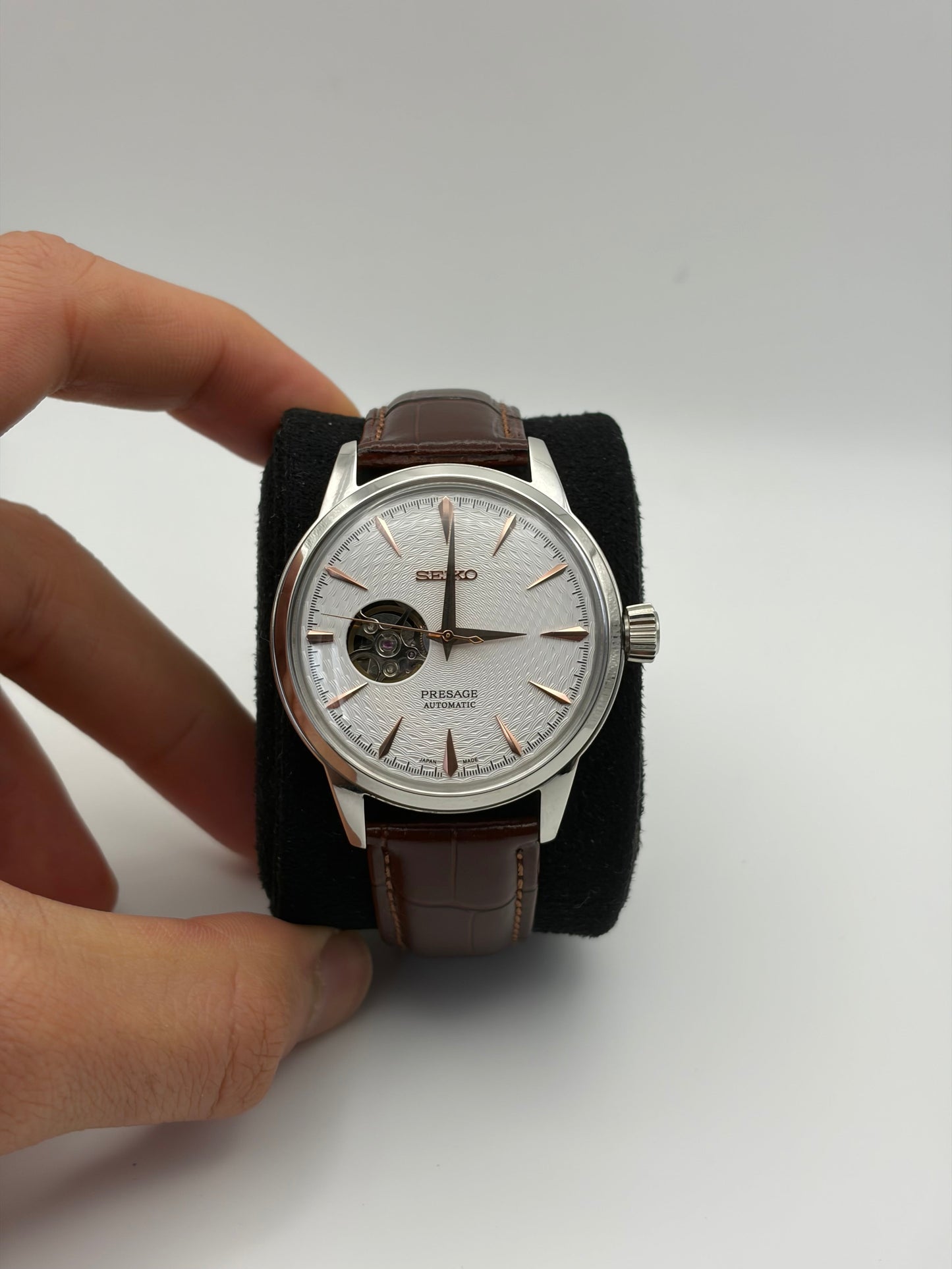 Presage Brown & Rose Gold Seiko Mod — Vue de profil