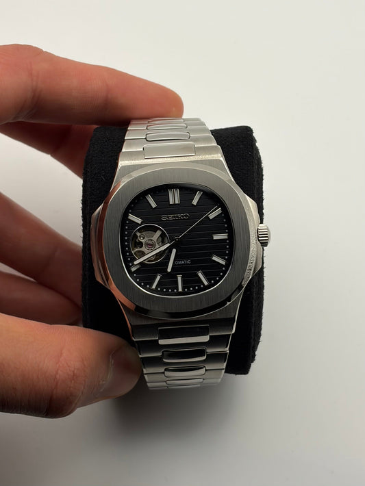 Nautilus Open Heart Black Seiko Mod — Détail cadran