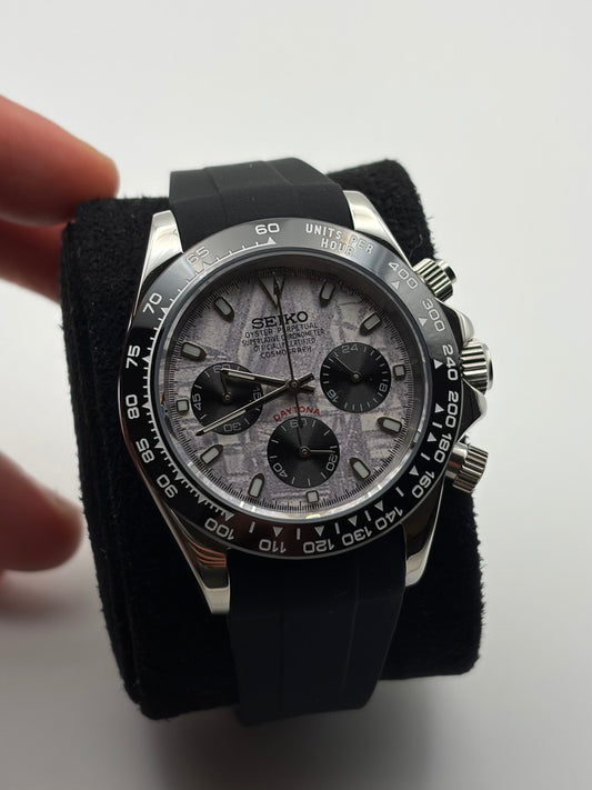 Daytona Meteor Dial Oysterflex Seiko Mod — Détail cadran