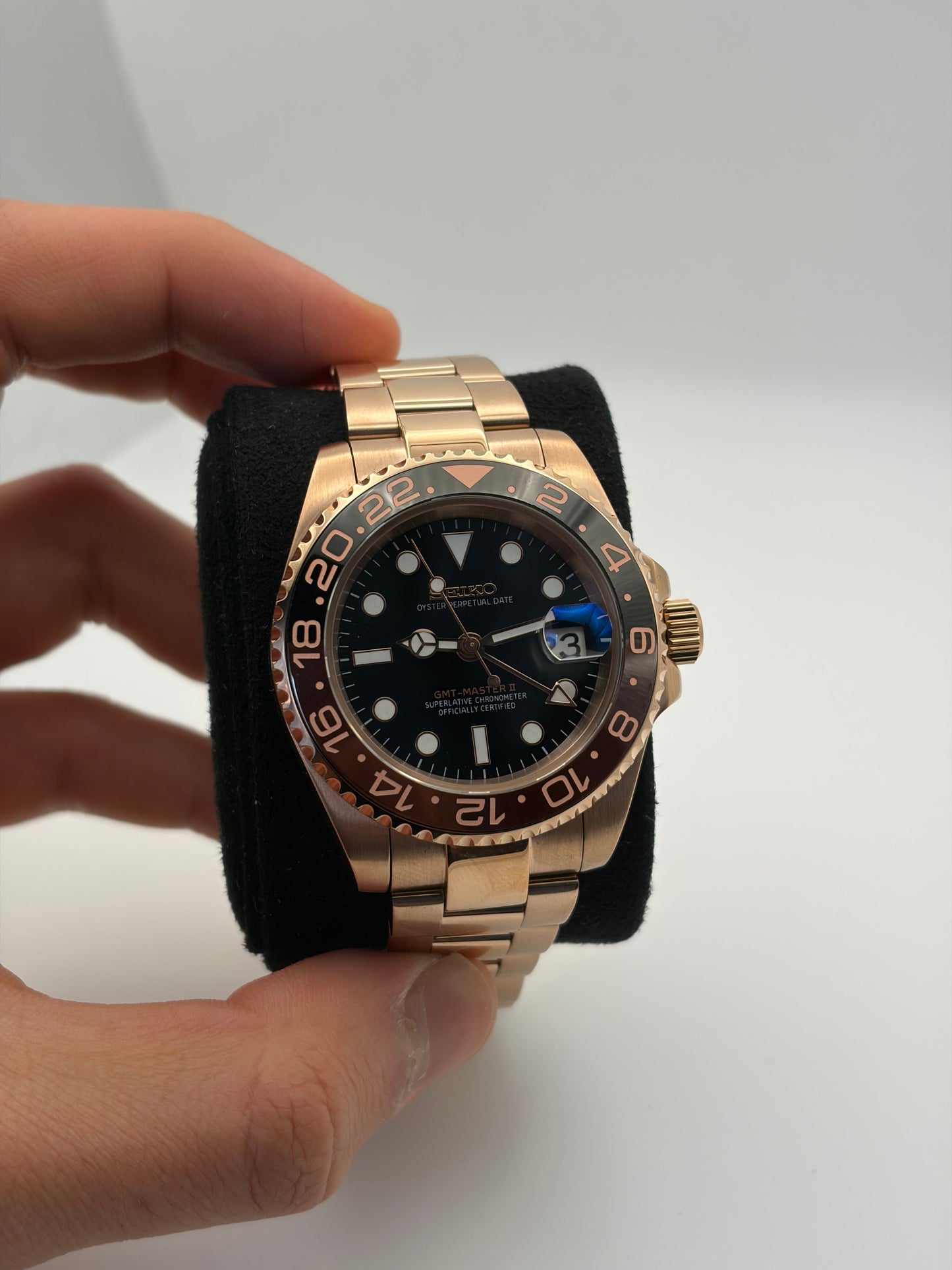 GMT Rootbeer Rose Gold Seiko Mod — Vue arrière