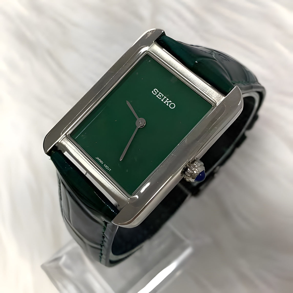 Seiko Mod Tank Lady Green Dial, montre femme rectangulaire, boîtier rectangulaire acier, cadran vert uni, bracelet cuir vert