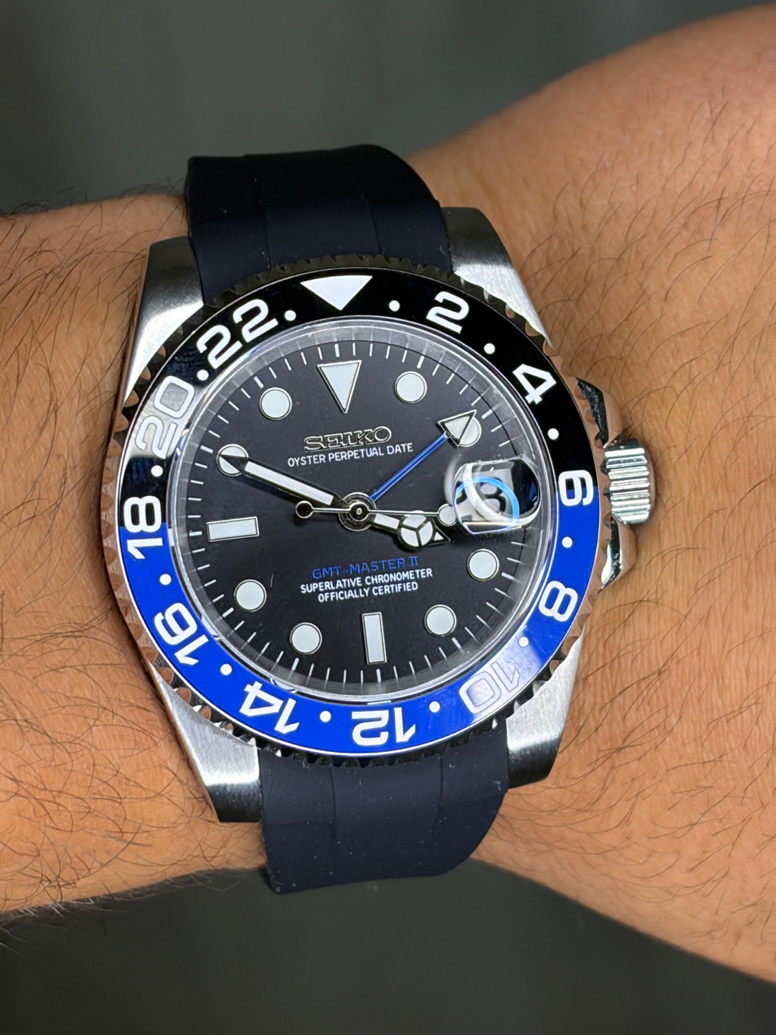 Seiko Mod GMT Master : L'Aventurier des Fuseaux Horaires