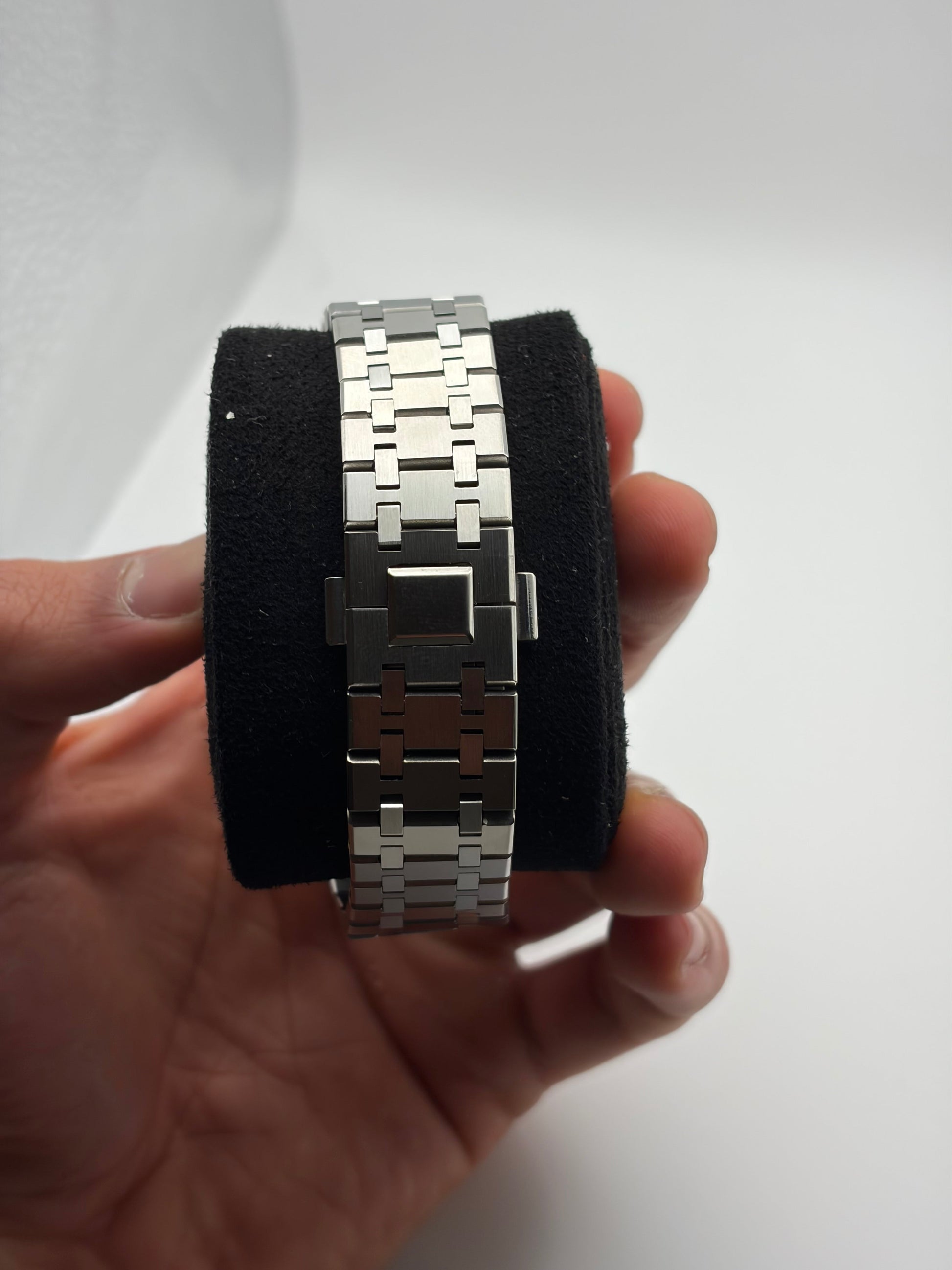 Cadran bleu dégradé Royal Oak Seiko Mod - Vue profil - Seiko Prestige France