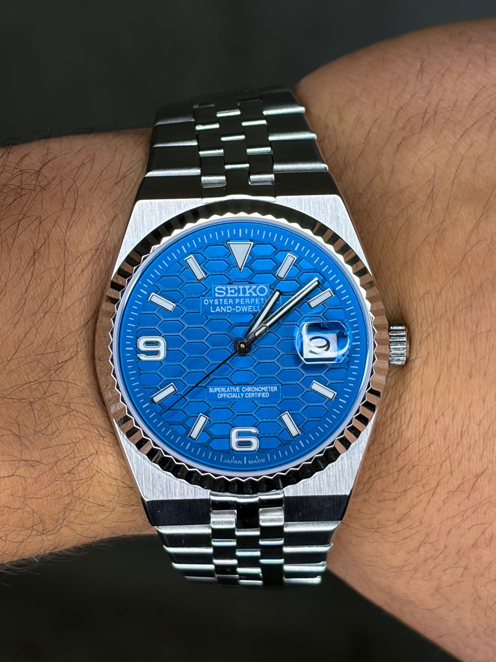 Land dweller deep ocean blue Seiko Mod — Au poignet