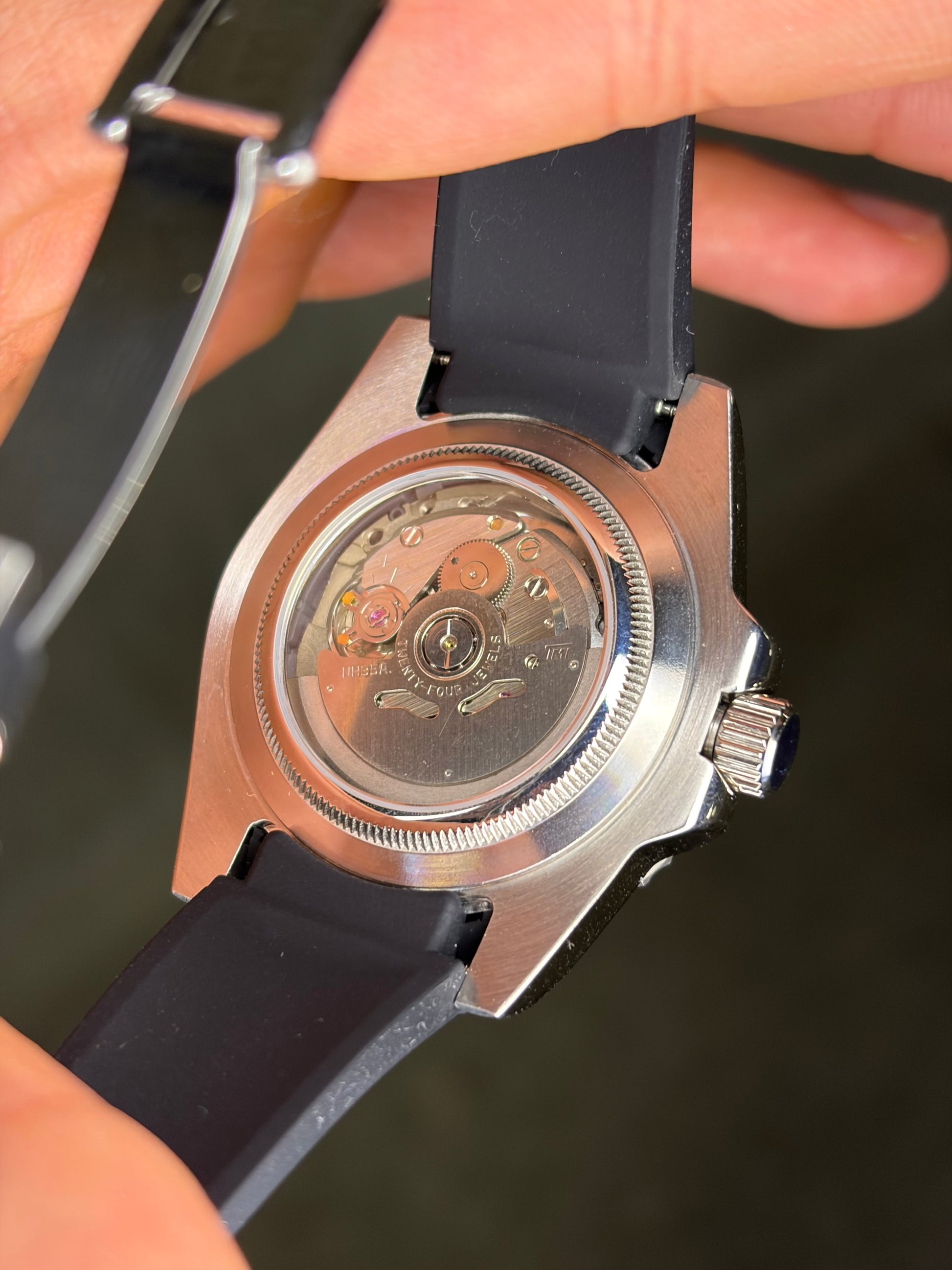 Yacht master Silver & Black Oysterflex Seiko Mod — Vue arrière