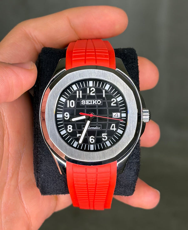 Aquanaut rouge volcan - Seiko Mod