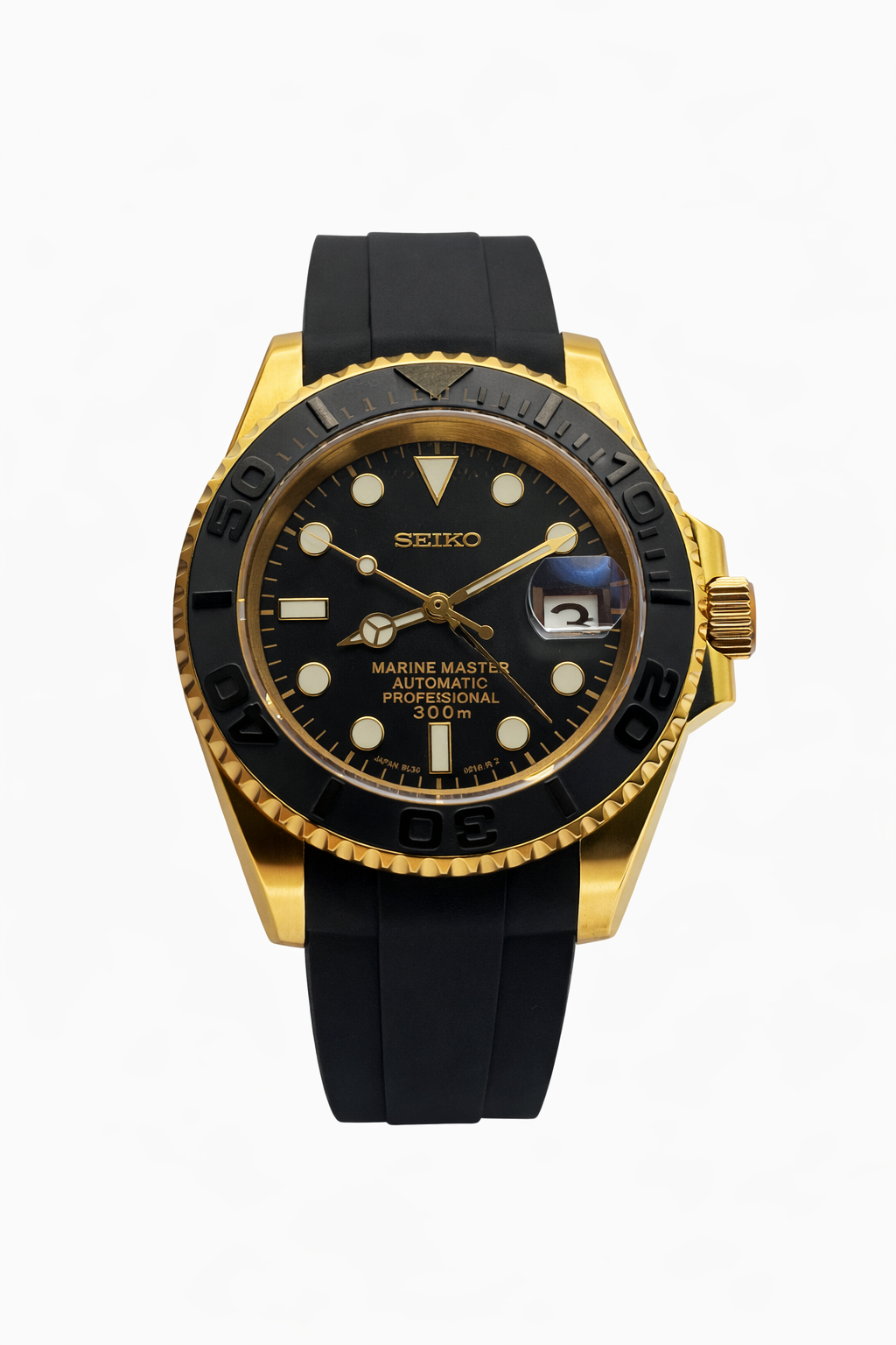 Yacht Master Yellow Gold Oysterflex Seiko Mod — Vue de face