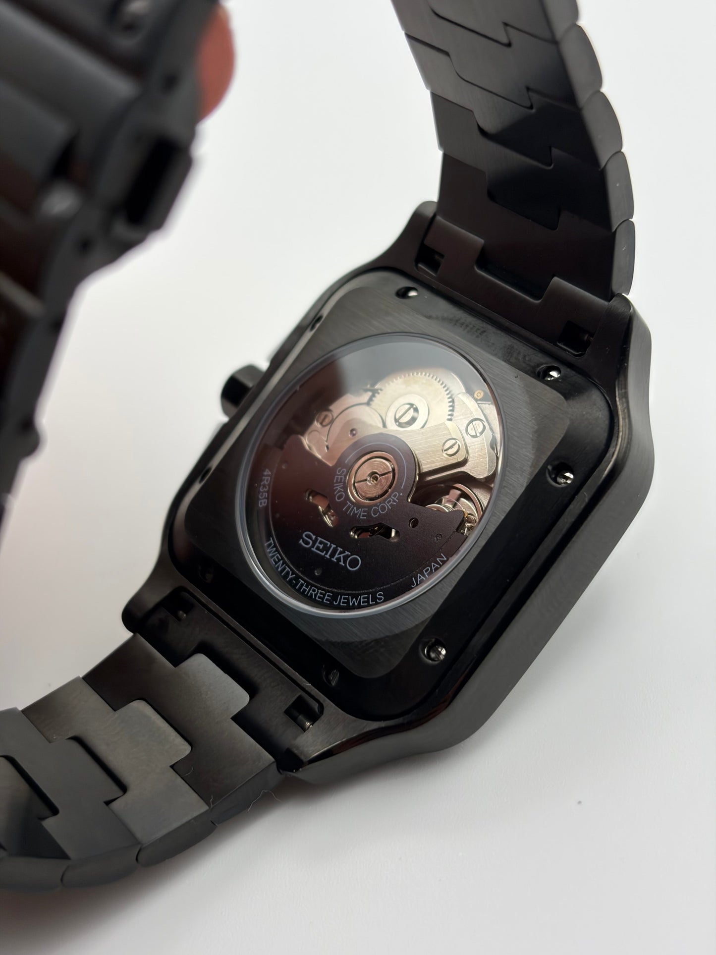 Santos Triple Black Seiko Mod — Au poignet