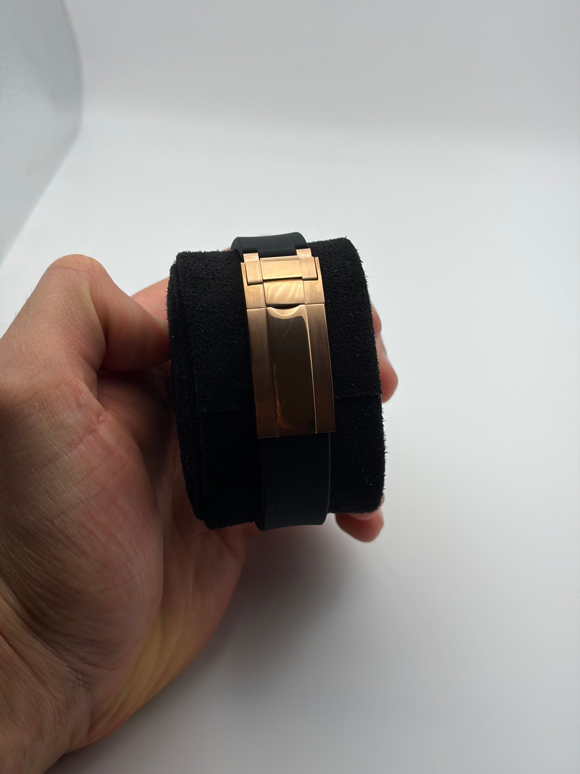 Montre Seiko Daytona en or rose avec chiffres arabes Seiko Mod - Détail bracelet - Verre saphir