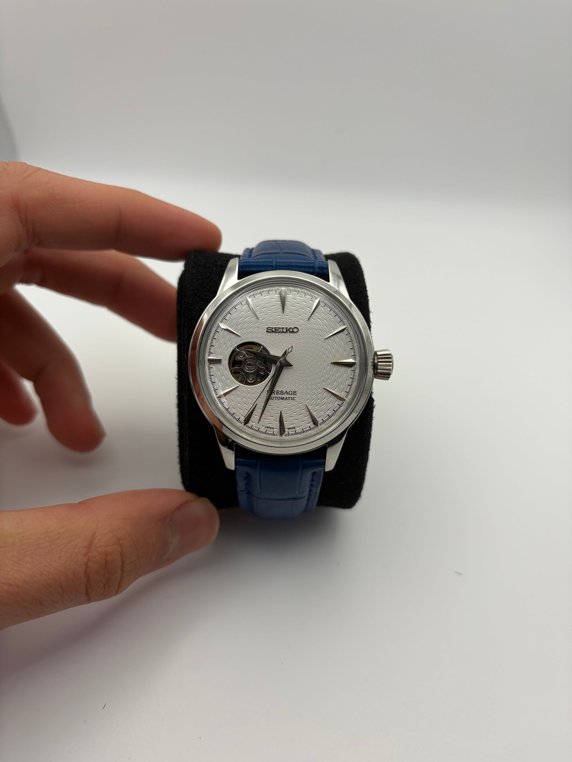 Presage Blue Leather Bracelet Seiko Mod — Vue de profil