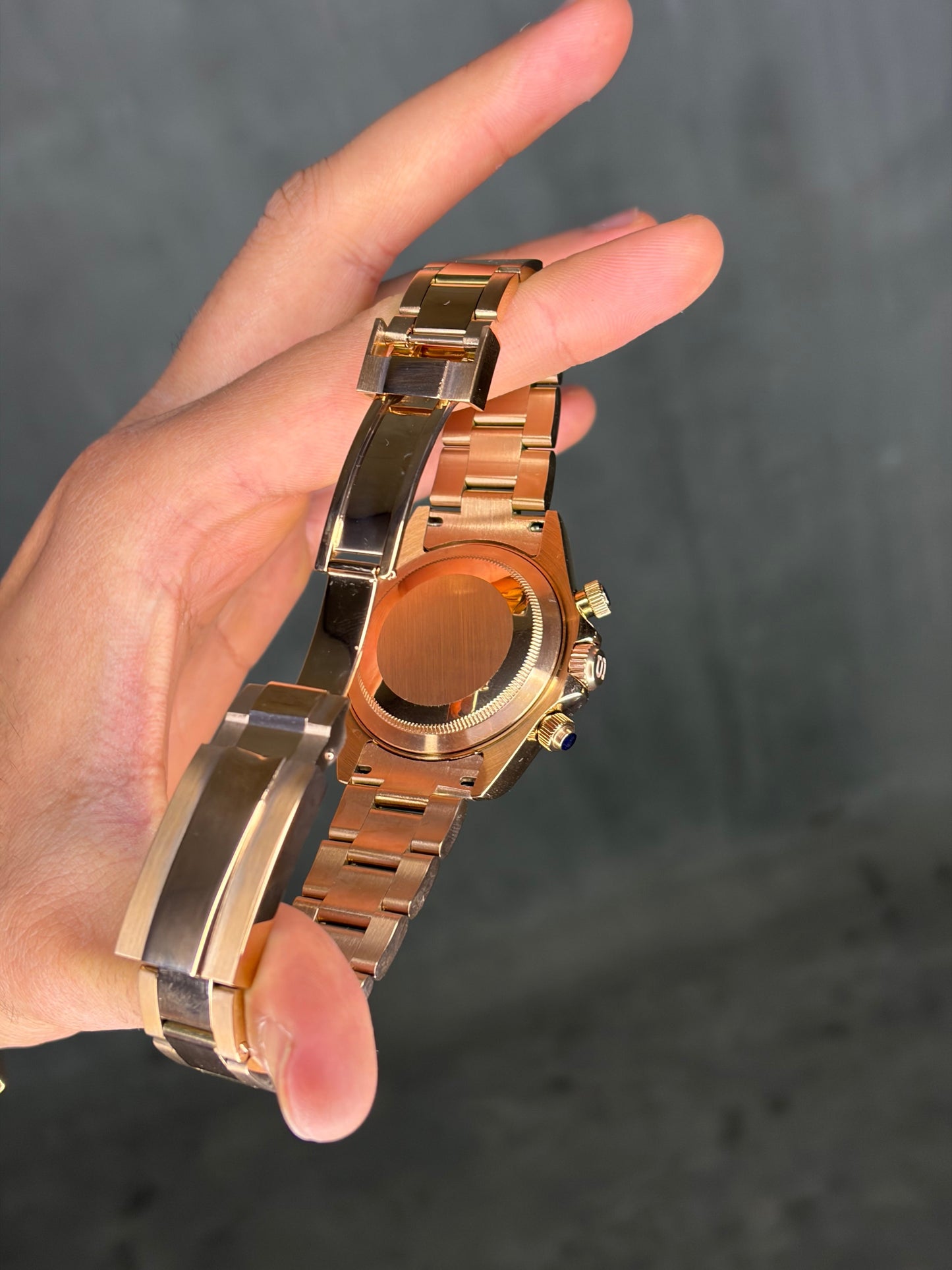 Rainbow baguette & rose gold daytona Seiko Mod — Détail bracelet