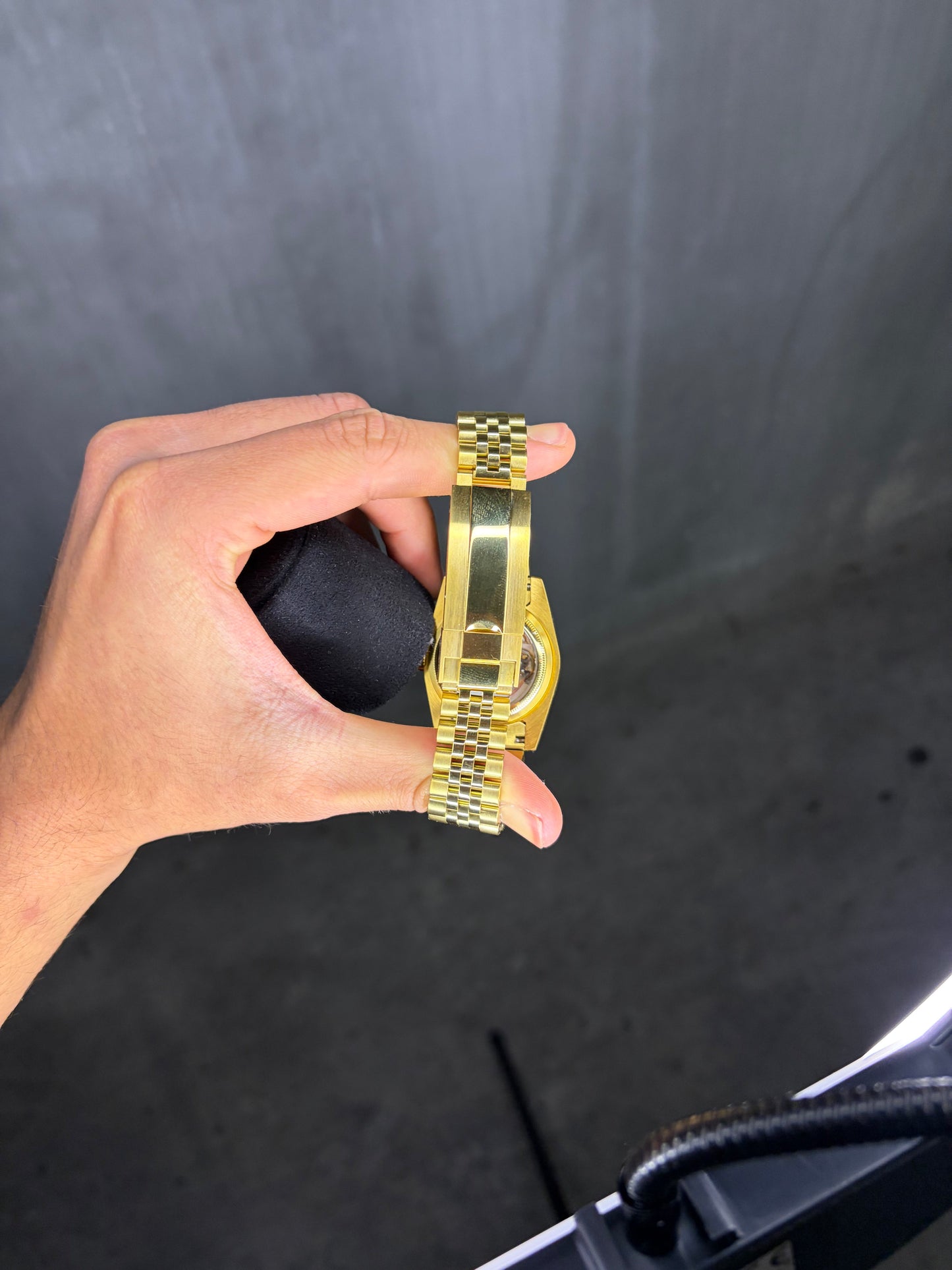 Gold Presidential Datejust Seiko Mod — Détail couronne