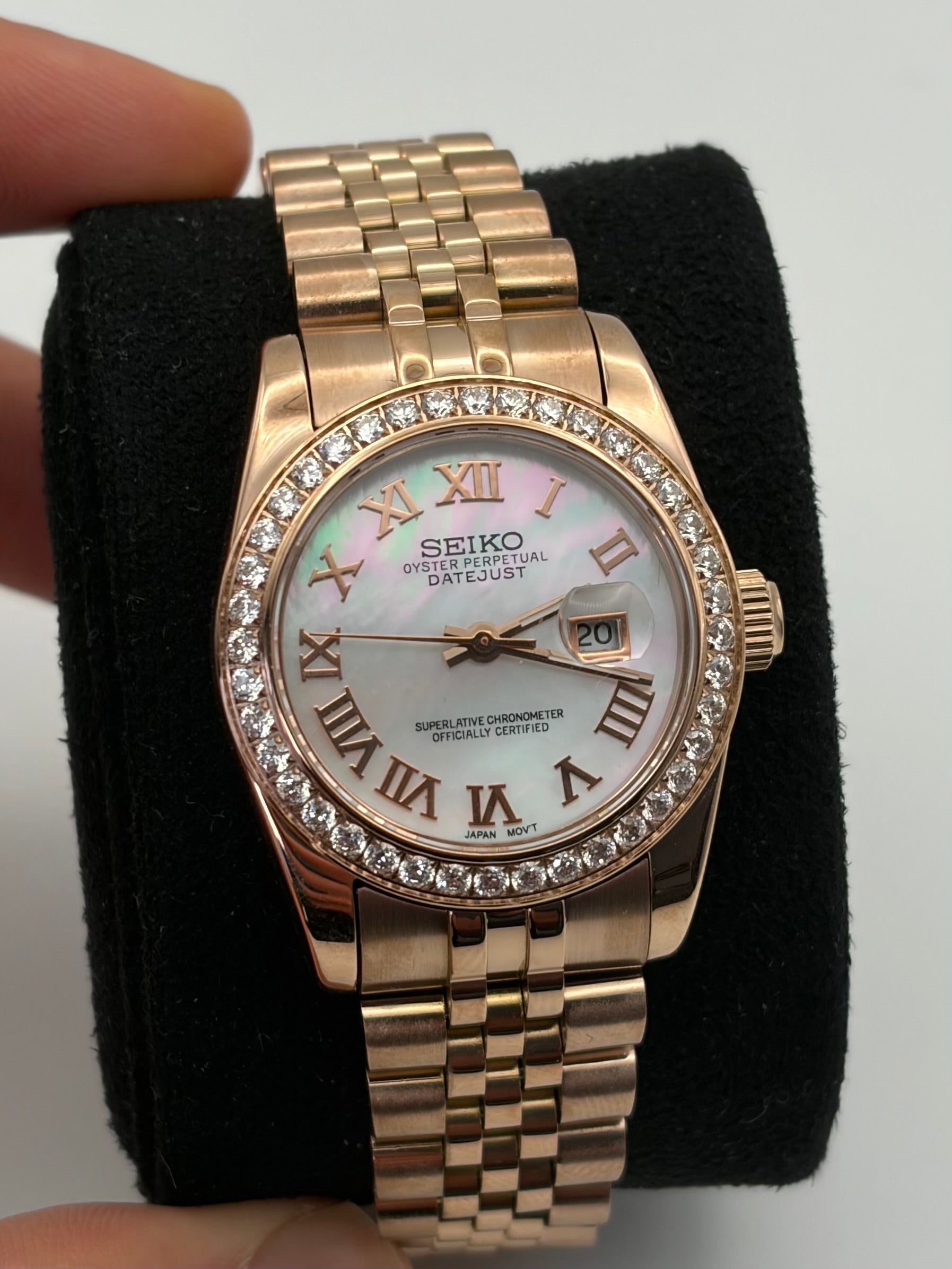 Datejust Mother Of Pearl Seiko Mod — Vue de face