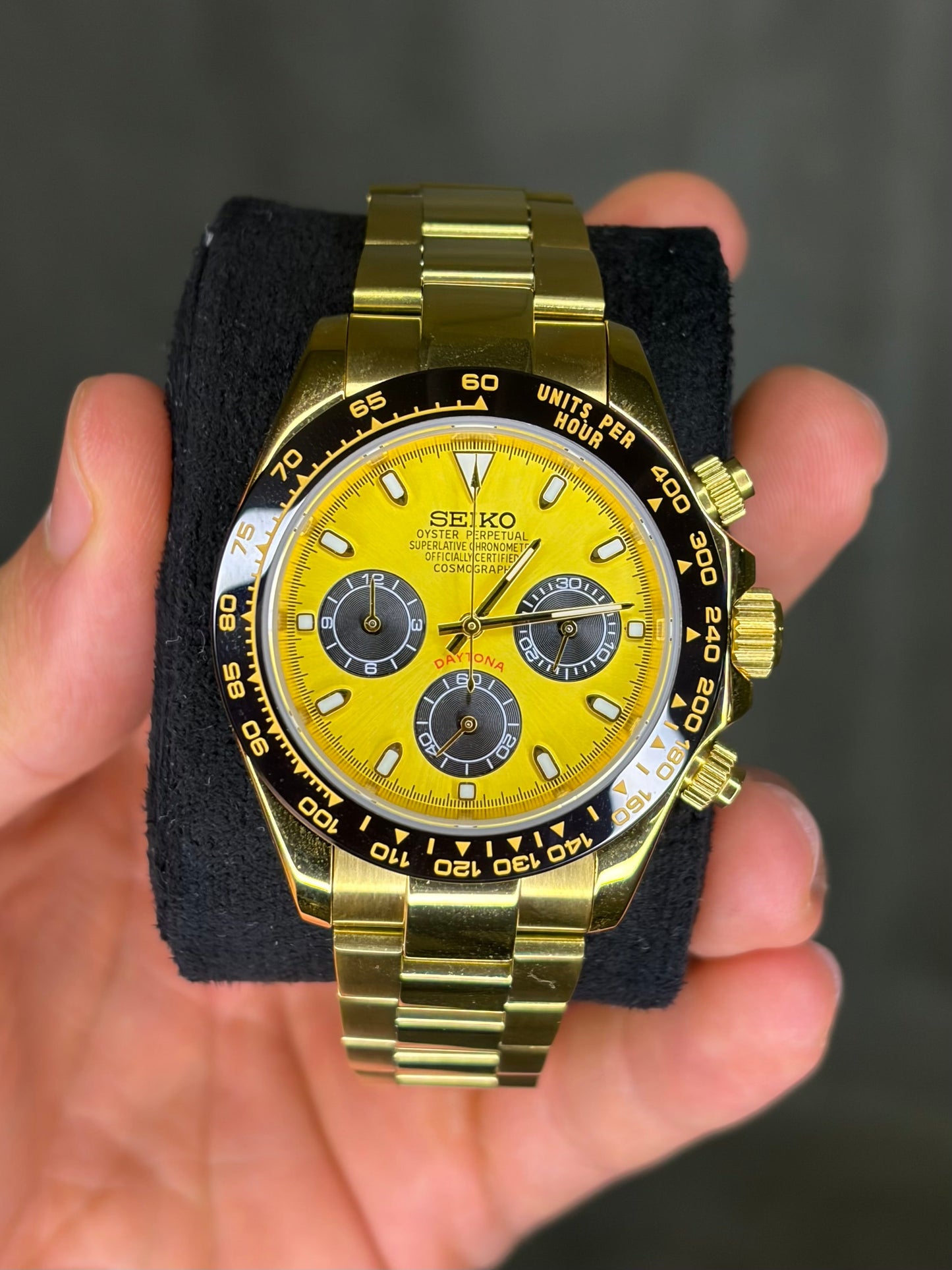 Yellow Gold & black Daytona Seiko Mod — Détail cadran