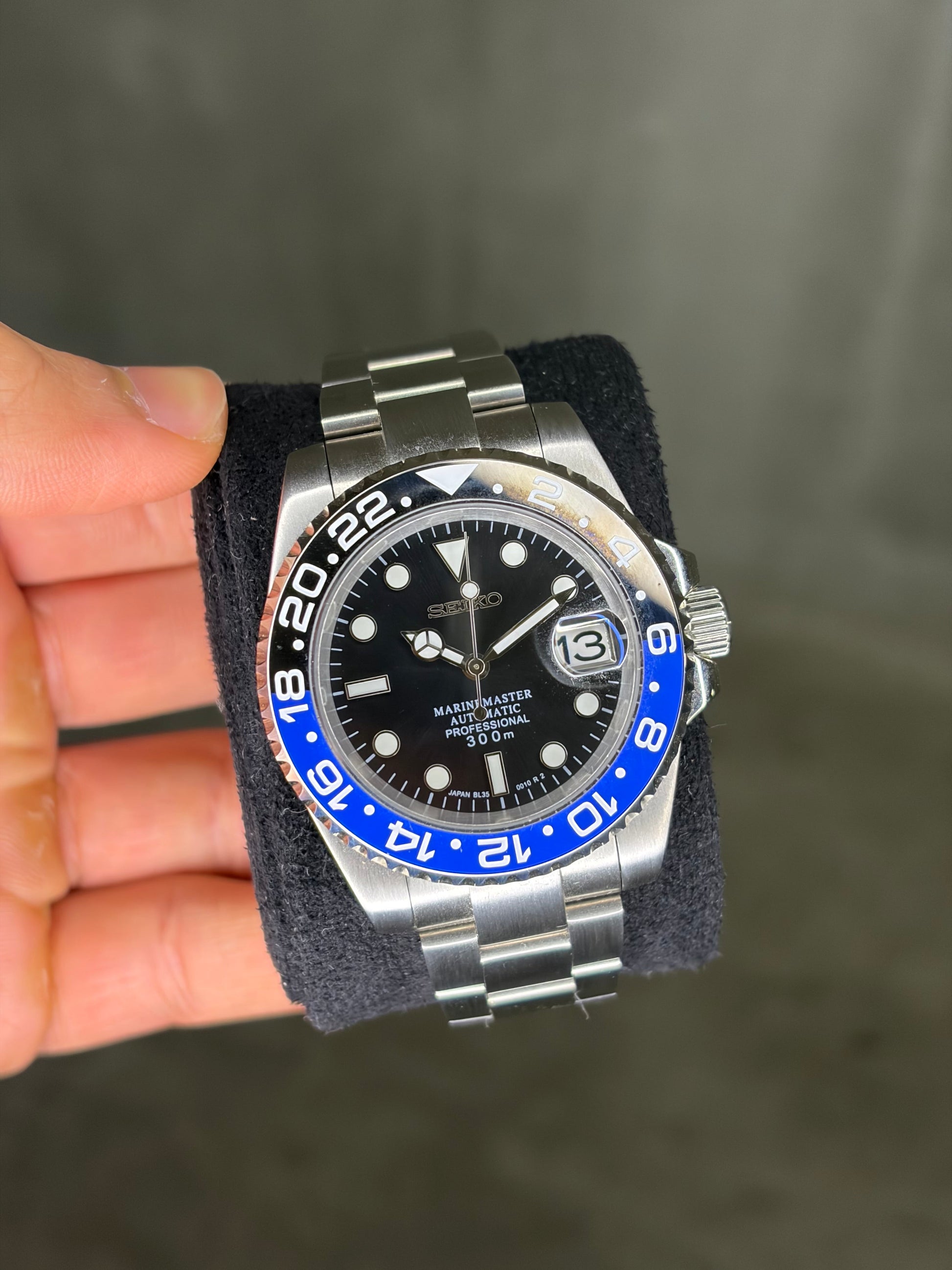GMT Master II Batman Blue & Black bezel Seiko Mod — Détail bracelet