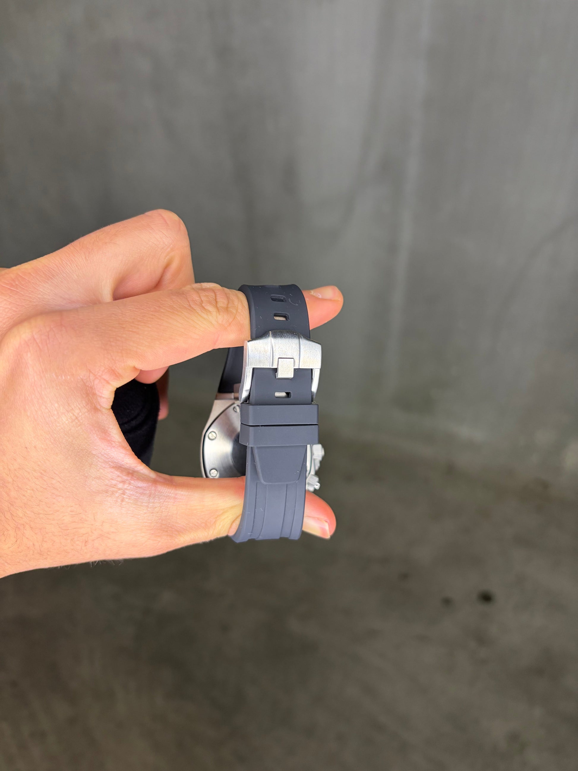 Silver Royal Oak Chronograph Seiko Mod — Détail couronne