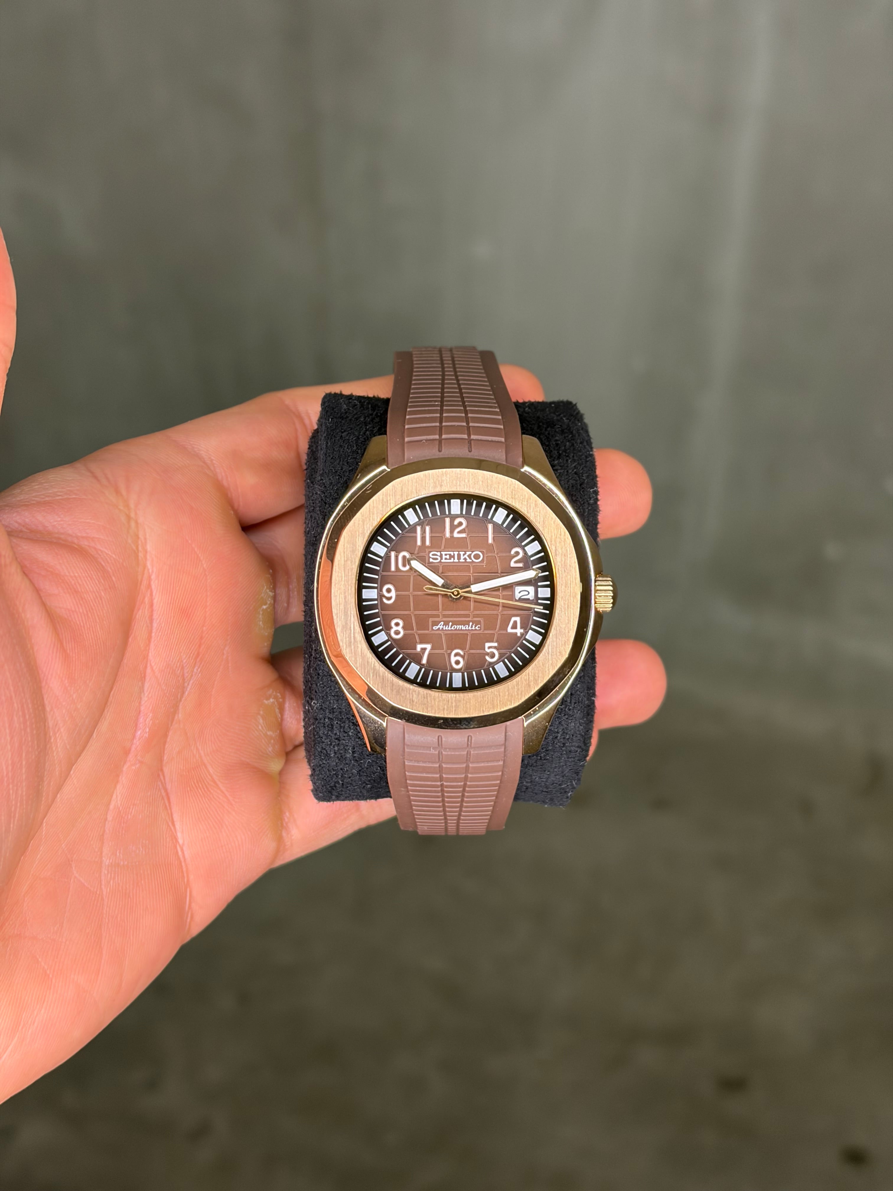 Seiko Mod Rose Gold Chocolate Brown Aquana | Patek Aq – Seiko Prestige