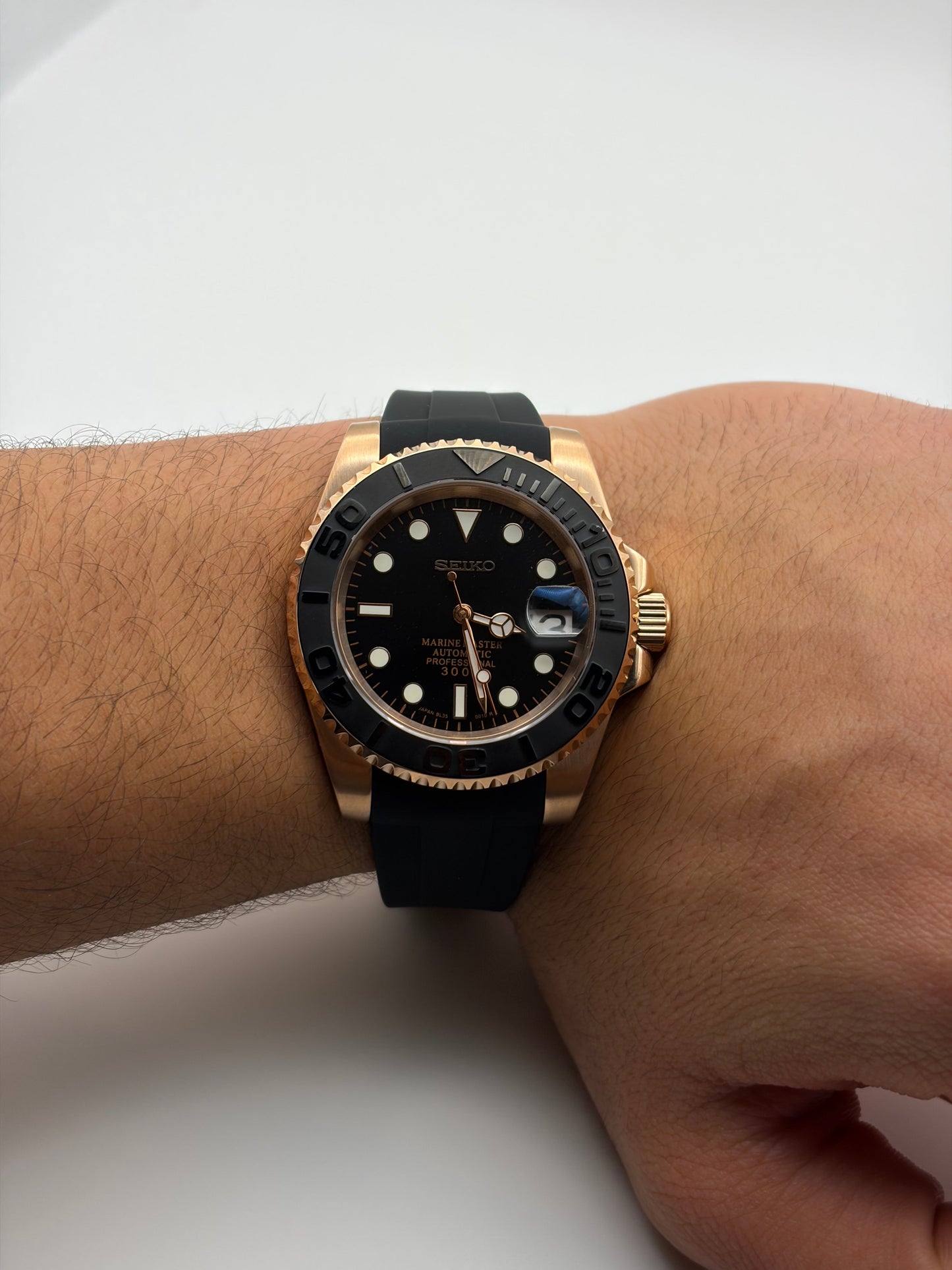 Yacht Master rose gold oysterflex Seiko Mod — Au poignet