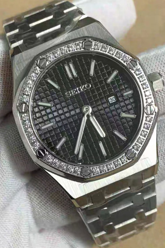 Seiko Mod Royal Oak Lady Black Diamond, montre femme 31 mm, cadran noir motif tapisserie, lunette octogonale sertie de cristaux
